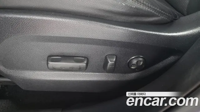 Hyundai DM 2013 thumb 7