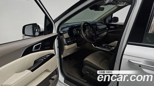 Kia Carnival 2022 thumb 7