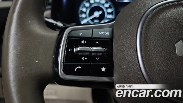 Kia Carnival 2022 thumb 6