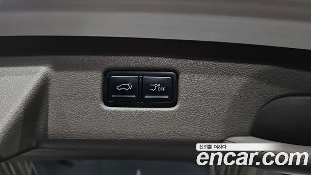 Kia Carnival 2022 thumb 11