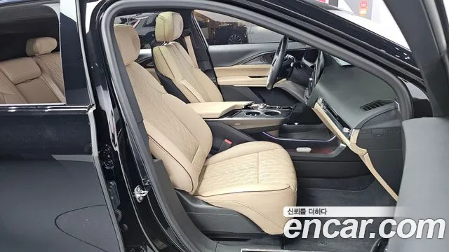 Cadillac Lyriq 2024 thumb 12
