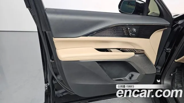 Cadillac Lyriq 2024 thumb 4