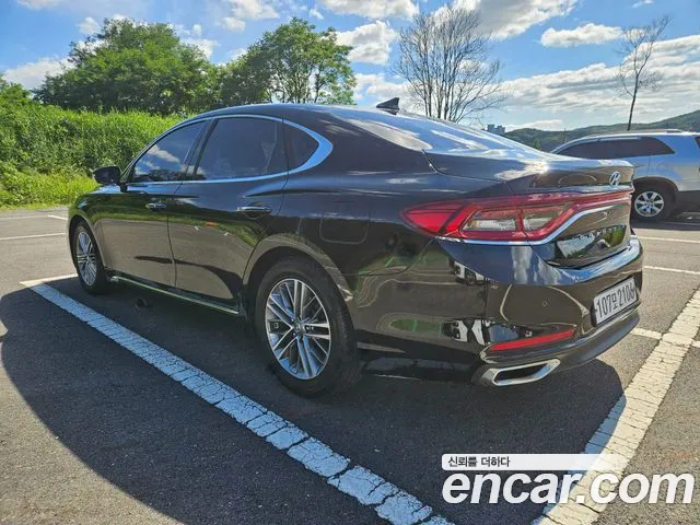 Hyundai Grandeur 2017 thumb 10