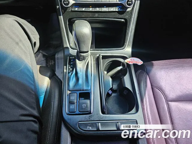 Hyundai Grandeur 2017 thumb 6