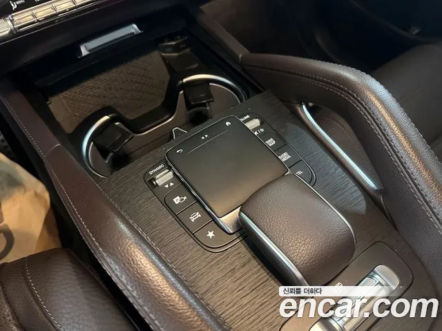 Mercedes-Benz GLS 2023 thumb 8