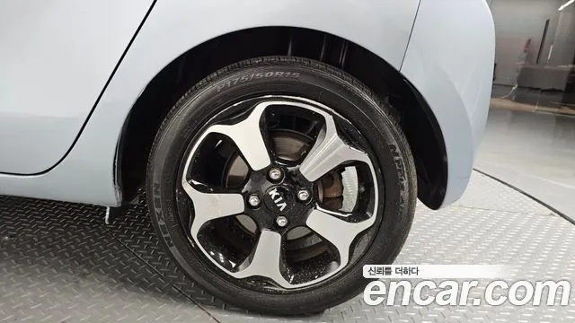 Kia Ray 2013 thumb 5