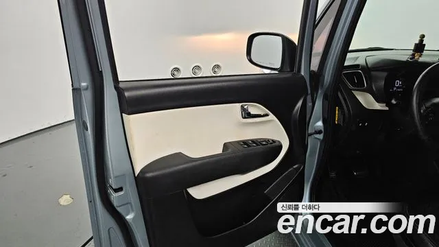 Kia Ray 2013 thumb 8
