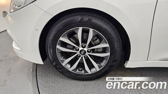 Hyundai Grandeur 2012 thumb 10