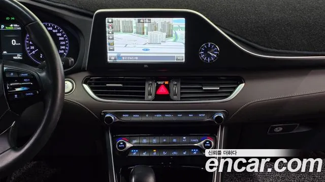 Hyundai Grandeur 2018 thumb 10
