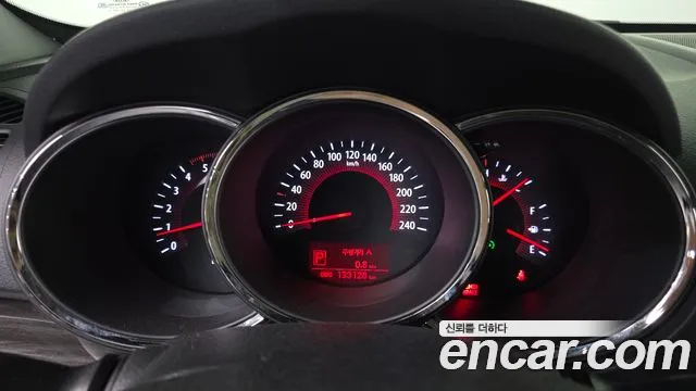 Kia Sorento 2012 thumb 10