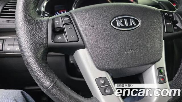 Kia Sorento 2012 thumb 12