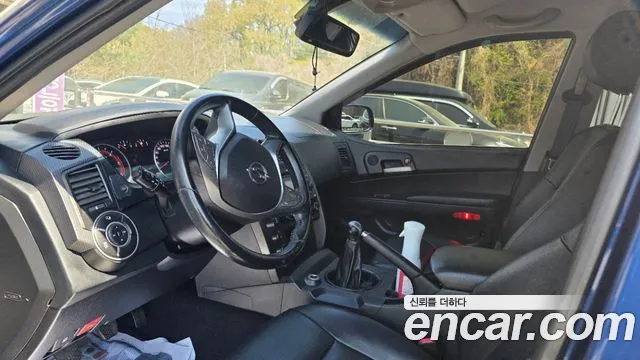 KGM Korando 2015 thumb 8
