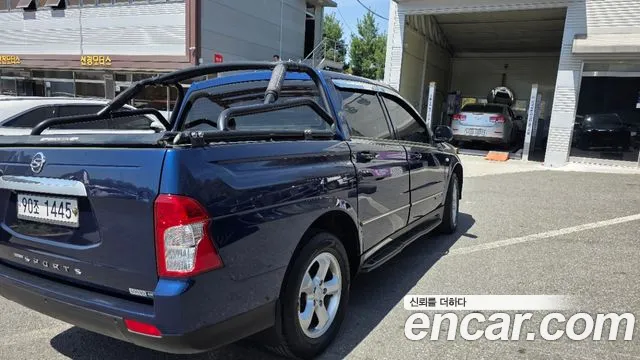 KGM Korando 2015 thumb 3