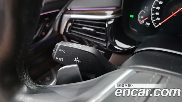 BMW 6 серии Gran Turismo 2019 thumb 3