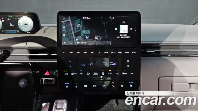 Hyundai Staria 2021 thumb 6