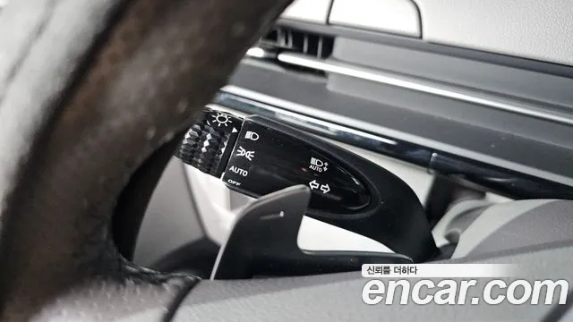 Hyundai Staria 2021 thumb 4