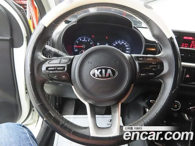 Kia Morning 2018 thumb 9