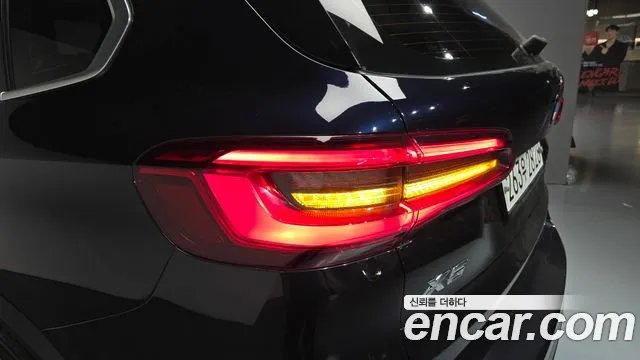 BMW X5 2019 thumb 8