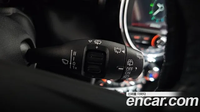 Mini Cooper 2019 thumb 9