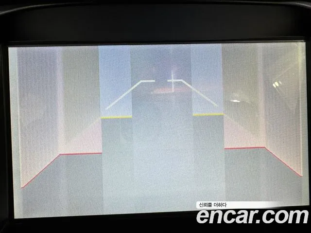 KGM Korando 2015 thumb 12