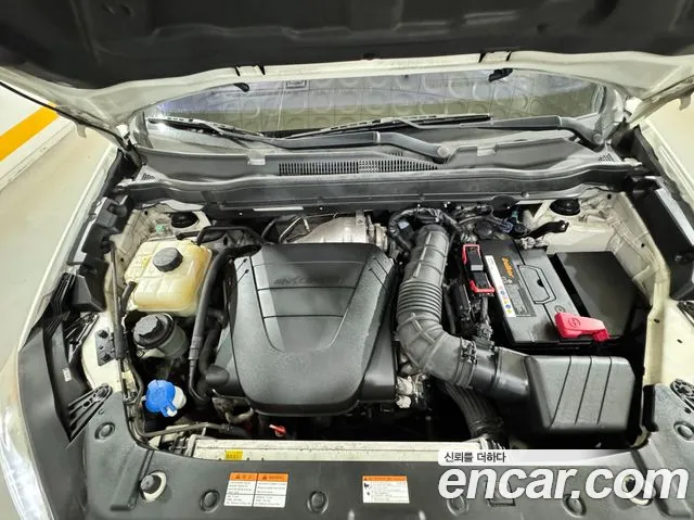 KGM Korando 2015 thumb 6
