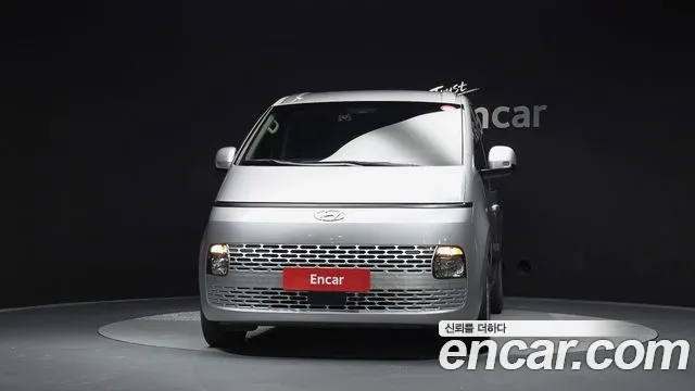 Hyundai Staria 2022 thumb 6