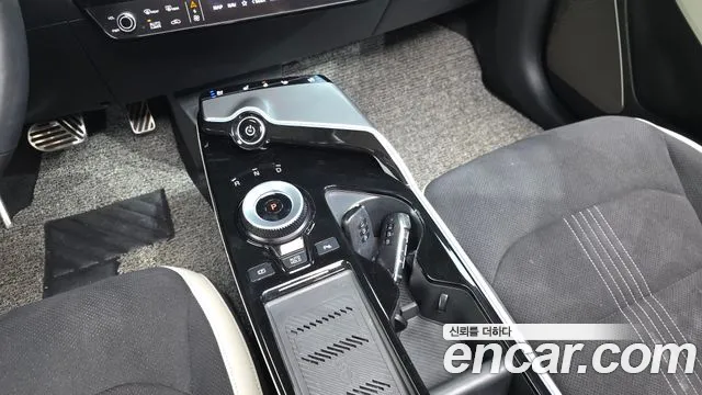 Kia EV6 2024 thumb 9