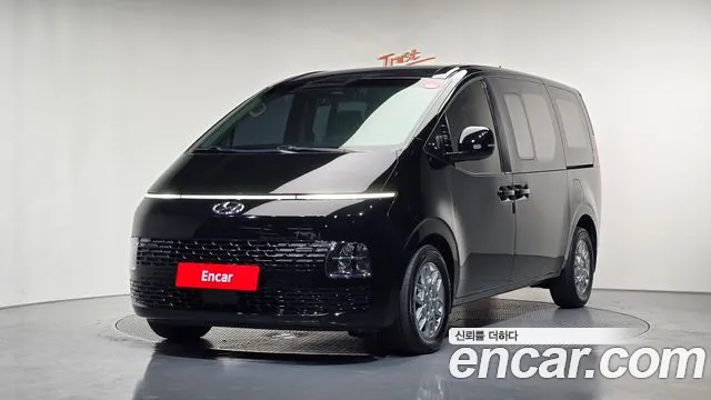 Hyundai Staria 2023 thumb 12