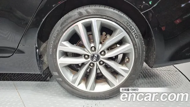 Kia K5 2014 thumb 12
