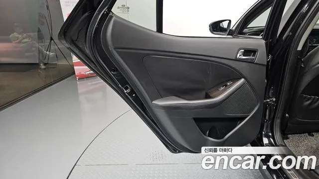 Kia K5 2014 thumb 3