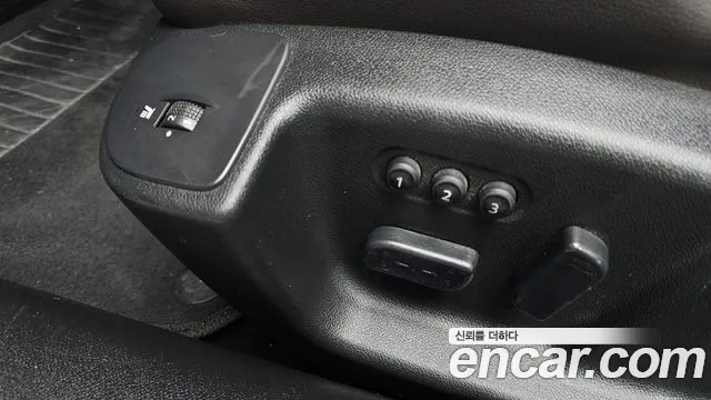 Renault SM5 2015 thumb 8