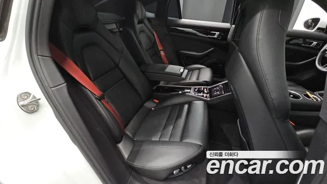Porsche Panamera 2021 thumb 5