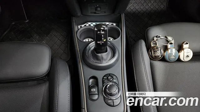 Mini Cooper Countryman 2024 thumb 9