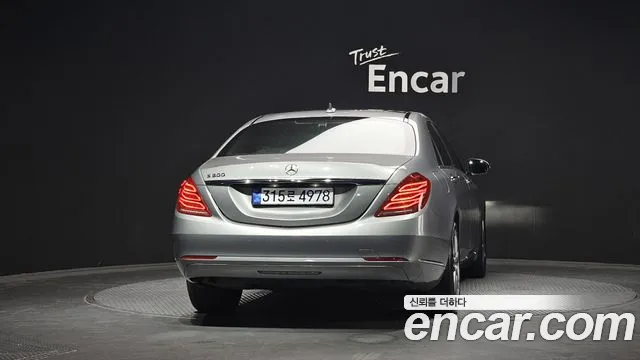 Mercedes-Benz S-Class 2015 thumb 5