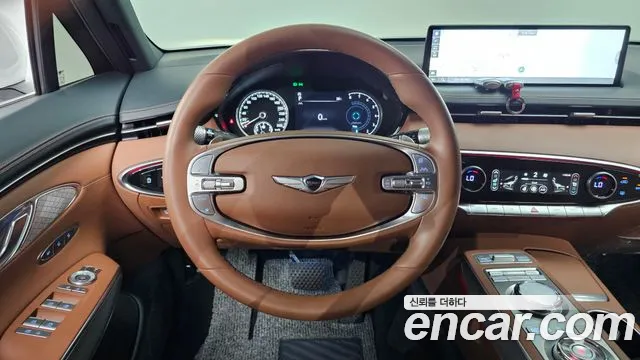 Genesis GV70 2023 thumb 2