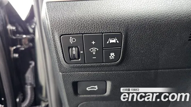 Kia K5 2023 thumb 9