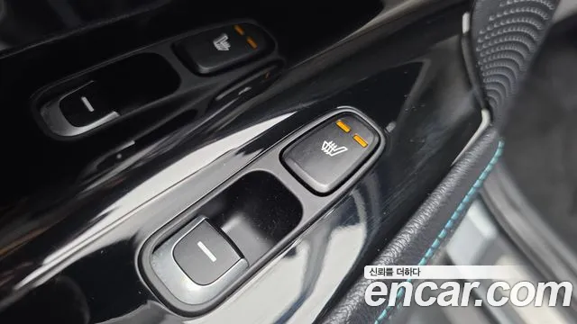 Kia Niro 2016 thumb 7