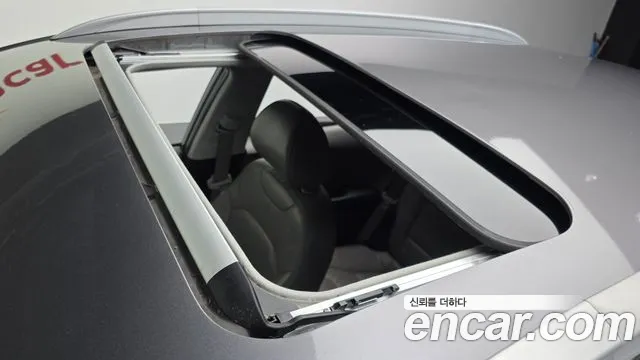 Kia Niro 2016 thumb 11