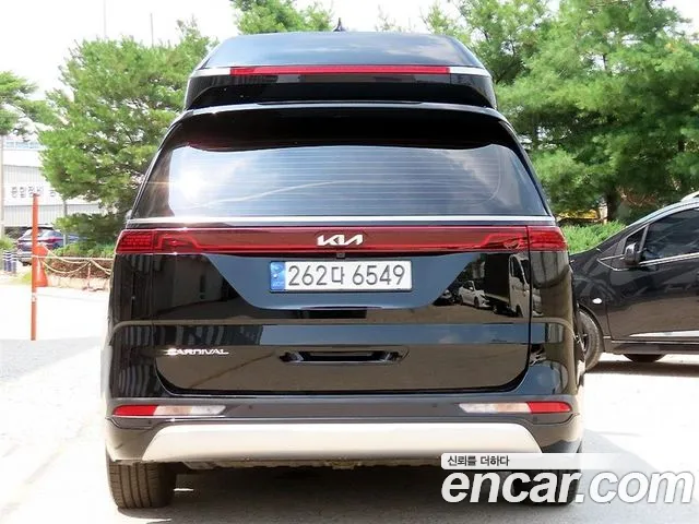 Kia Carnival 2022 thumb 10