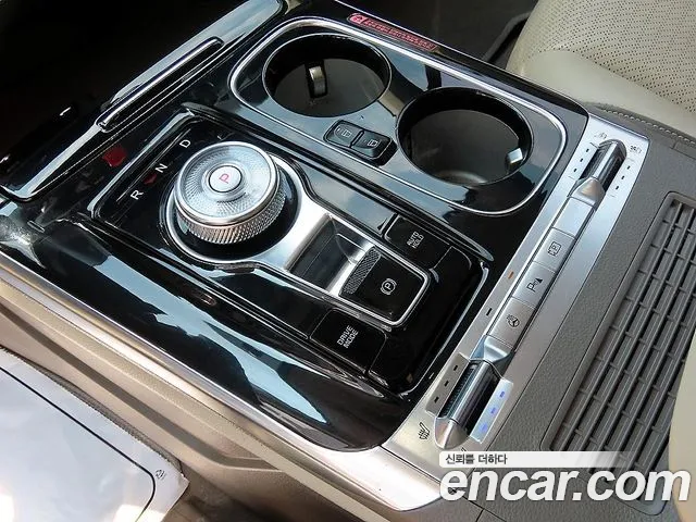 Kia Carnival 2022 thumb 7