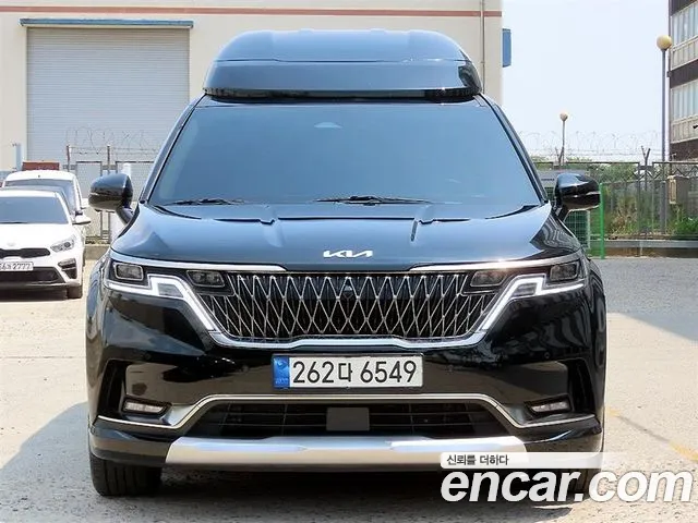 Kia Carnival 2022 thumb 3