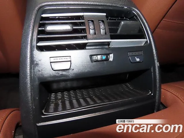 BMW 6 серии 2015 thumb 8