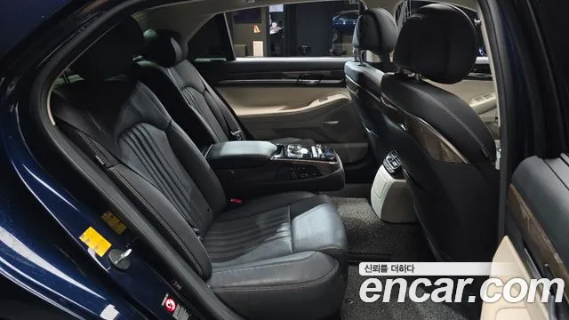 Genesis G90 2019 thumb 8