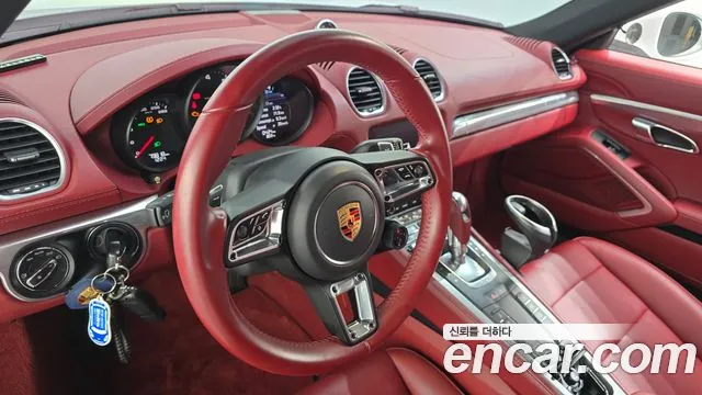 Porsche 718 Cayman 2019 thumb 2