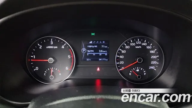 Kia Sportage 2018 thumb 10