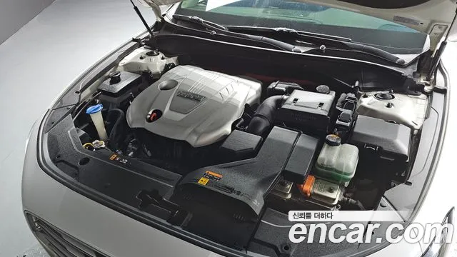 Hyundai Grandeur 2017 thumb 6