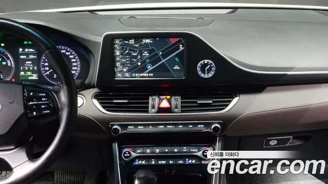 Hyundai Grandeur 2017 thumb 11