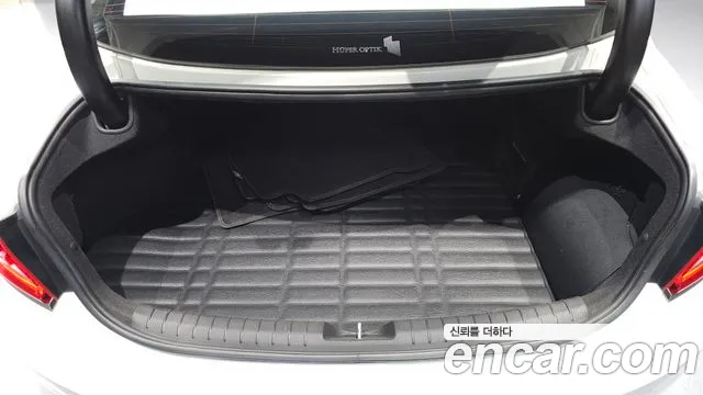 Hyundai Grandeur 2017 thumb 10