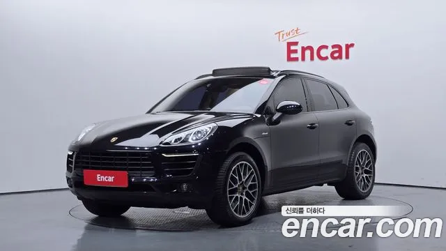 Porsche Macan 2015 thumb 6