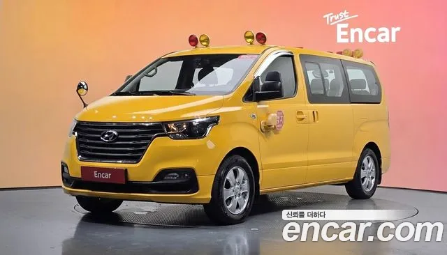 Hyundai Staria 2020 thumb 9